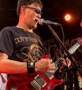 サーモンマエダ