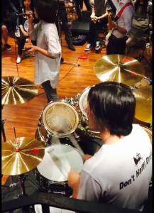 初心者ドラマーK