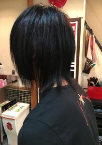 よつん