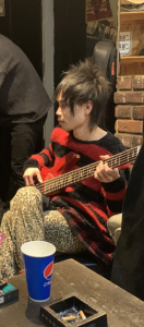翼【仮名】