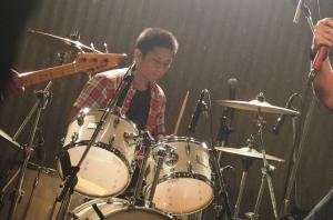 高田航
