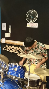 まやし