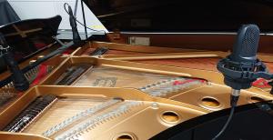 マサ_PianoPlayer