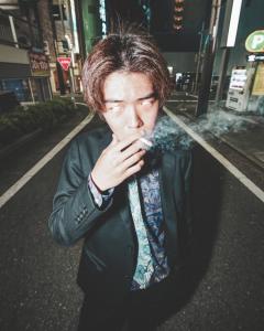 山本ちひろ