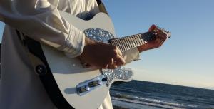 高校生ギタリストぐろ