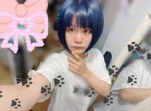 朱眼マナツ