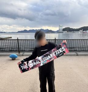 にょきすけ