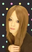 てる