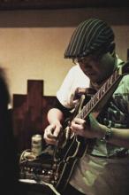 toshi_theguitarist